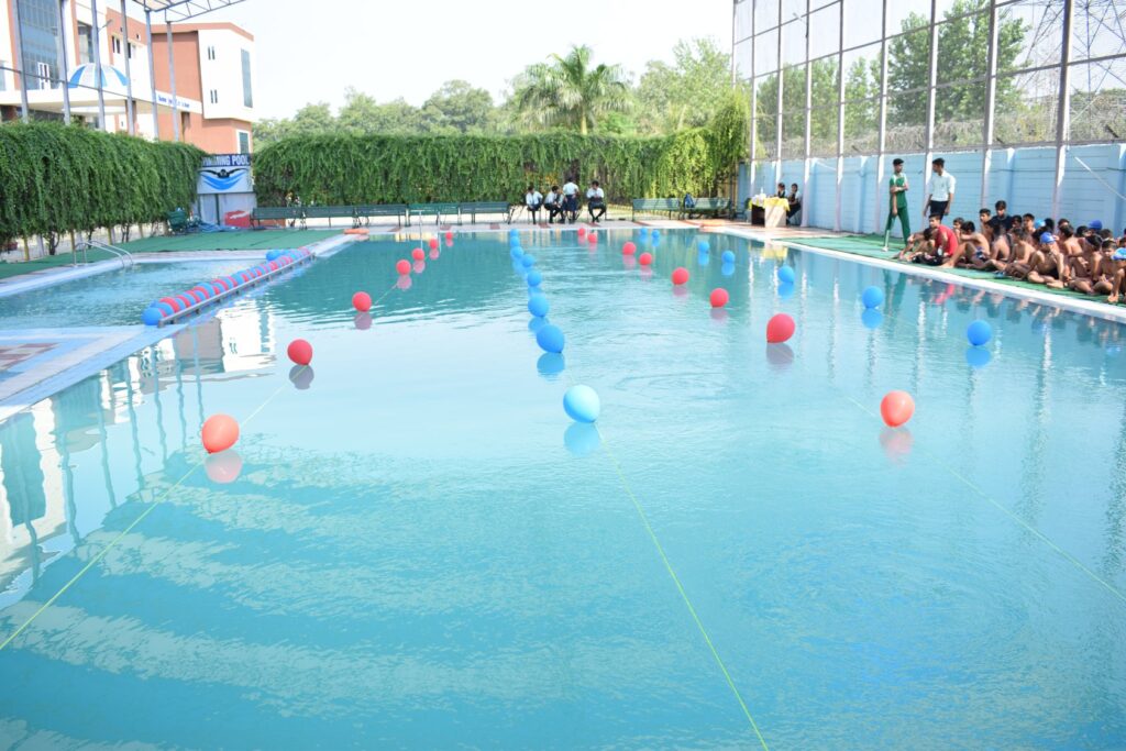 Swimming-Naroli 